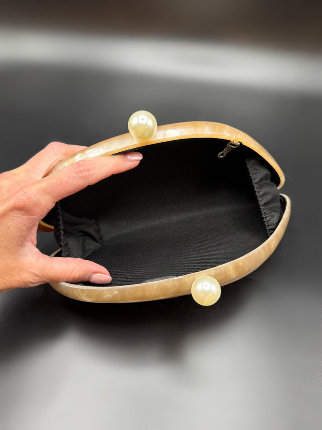 Acrylic Shell Clutch Sand
