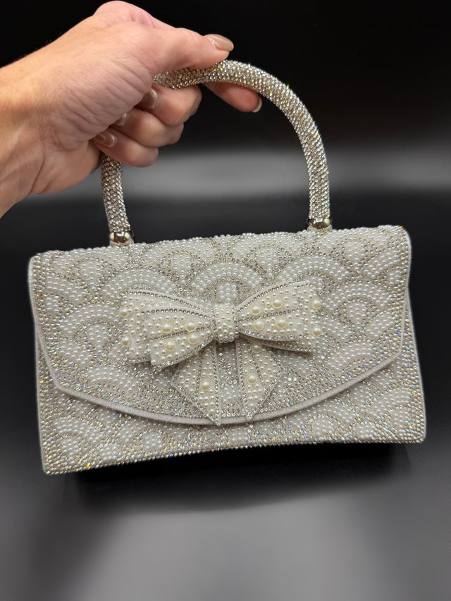 Pearl Bow Top Handle