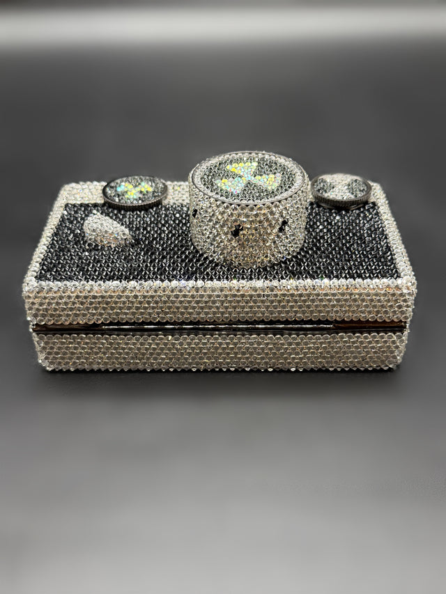 Capture the Moment Black