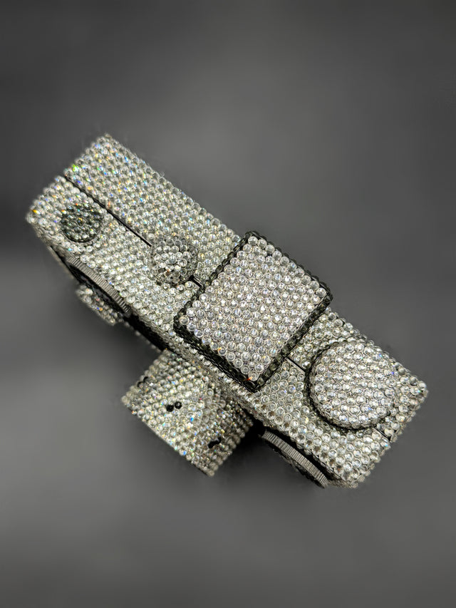 Capture the Moment Black