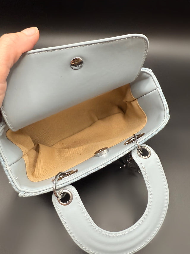 Light Denim Top Handles