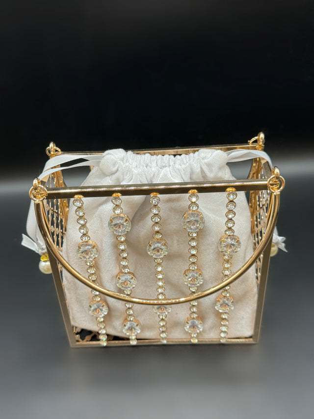 Diamond Bucket Bag Ivory